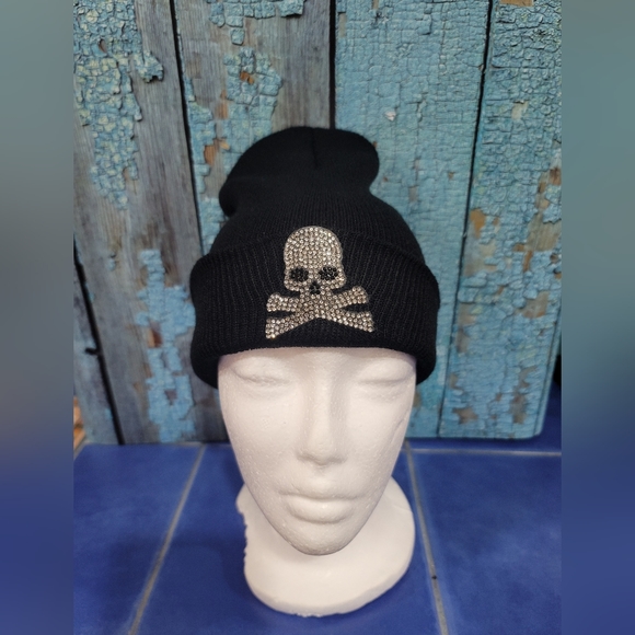 Skull Fingerless Gloves and Hat set Rhinestones - Picture 2 of 5